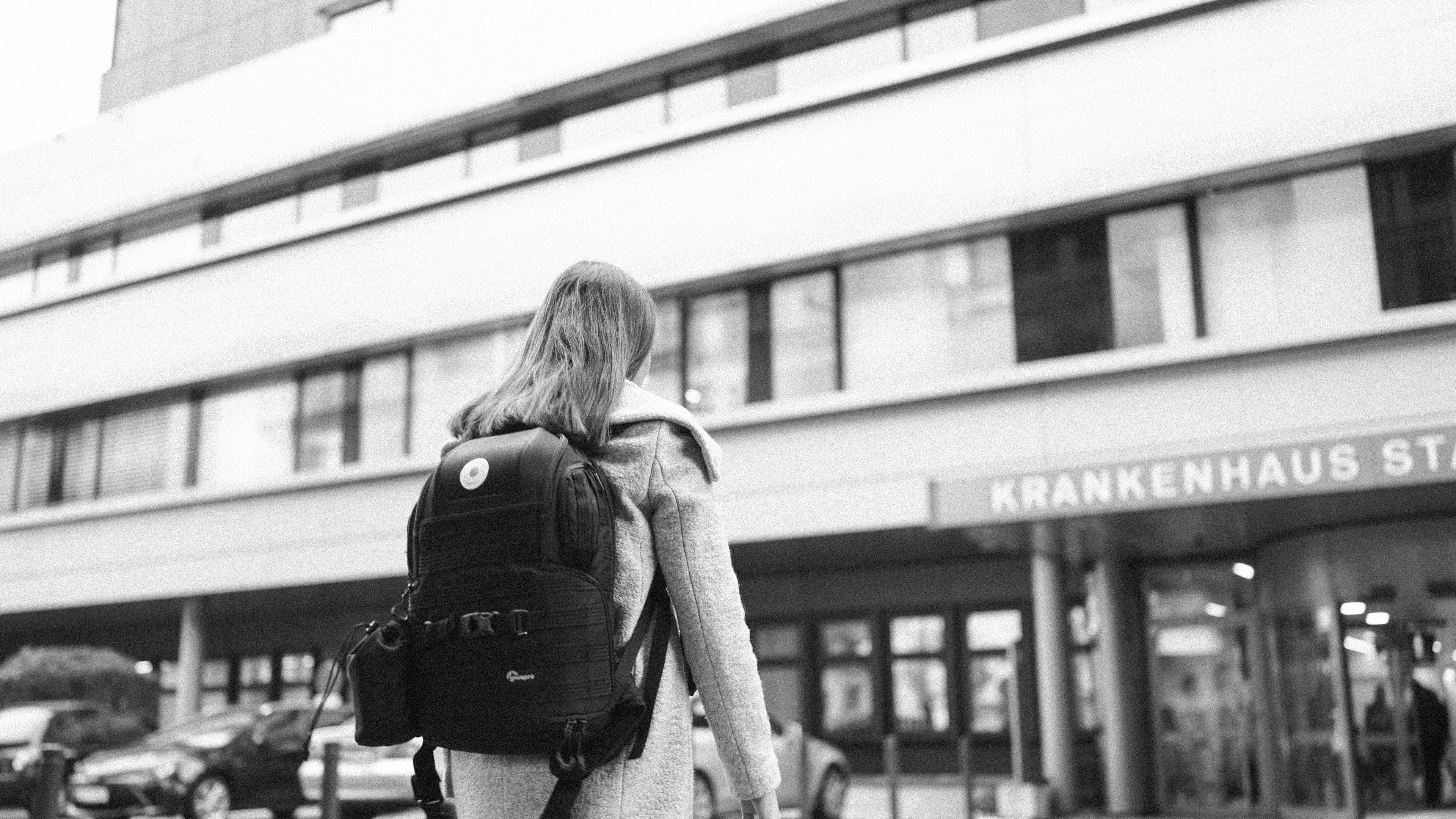 ZOOM0004 LR.00 00 21 10.Standbild004