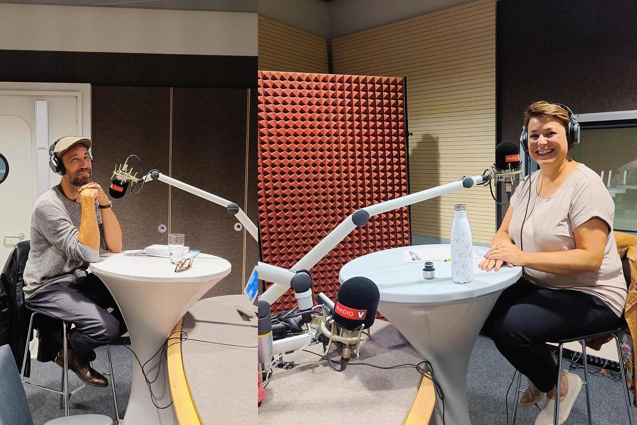 394505896 17949236174703843 1540419957739500885 N 2